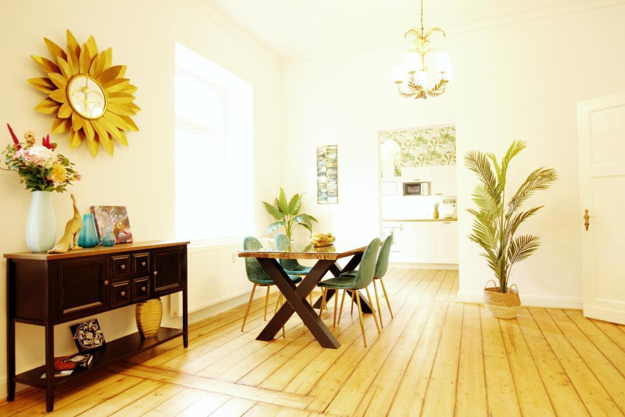 Secret Hideaways Tropical Feeling Mit 2 Schlafzimmer Nahe City L Messe L Flughafen L Hbf Duisbourg Extérieur photo